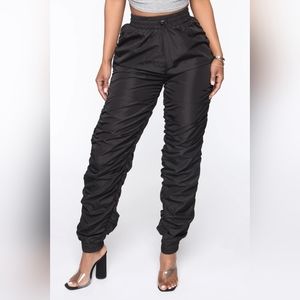 Fashion Nova Sporty Joggers - Black
